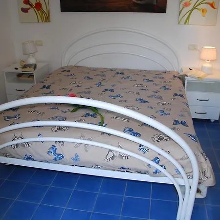 Apartment Acacia - Zona Centrale, Con Clima, Giardino Privato E Posto Auto Marina di Campo