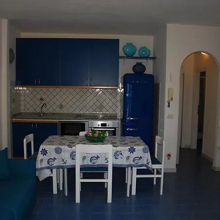 Acacia - Zona Centrale, Con Clima, Giardino Privato E Posto Auto *
